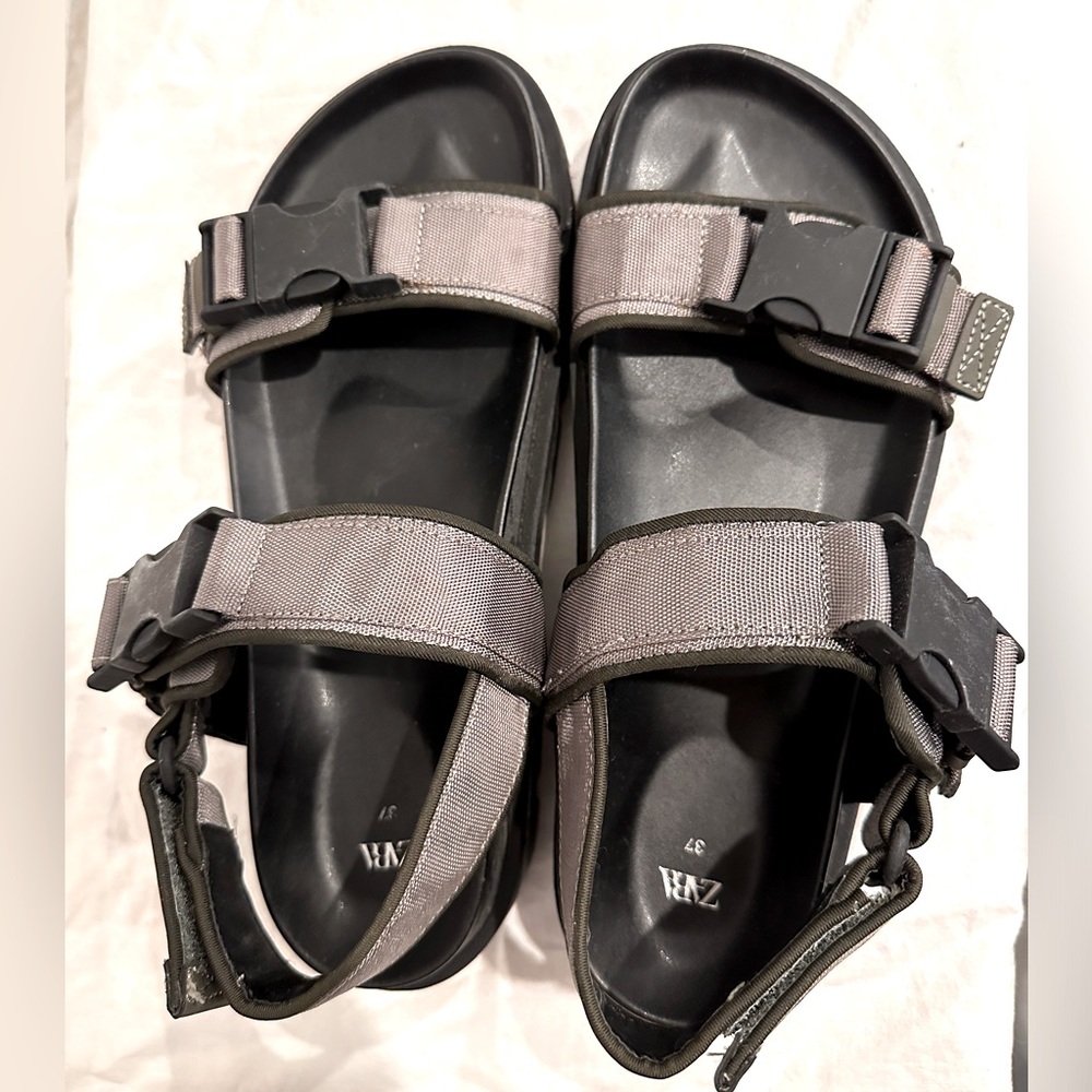sandal, Zara, gray with black, gray, black, comfortable sandal flat sandal